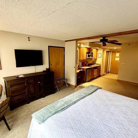 Mt Cb Mountain Side With King Bed, Hot Tub, Pool & Kitchen! Apartman Crested Butte Kültér fotó